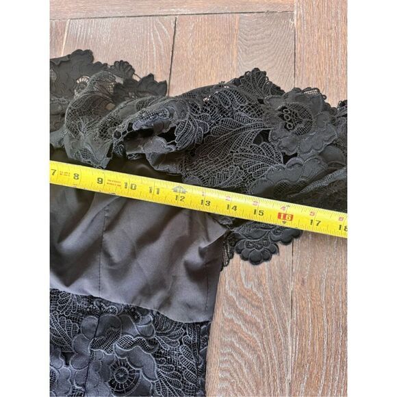 Badgley Mischka Black Lace Off The Shoulder Mini Dress Size 4 - Picture 7 of 10